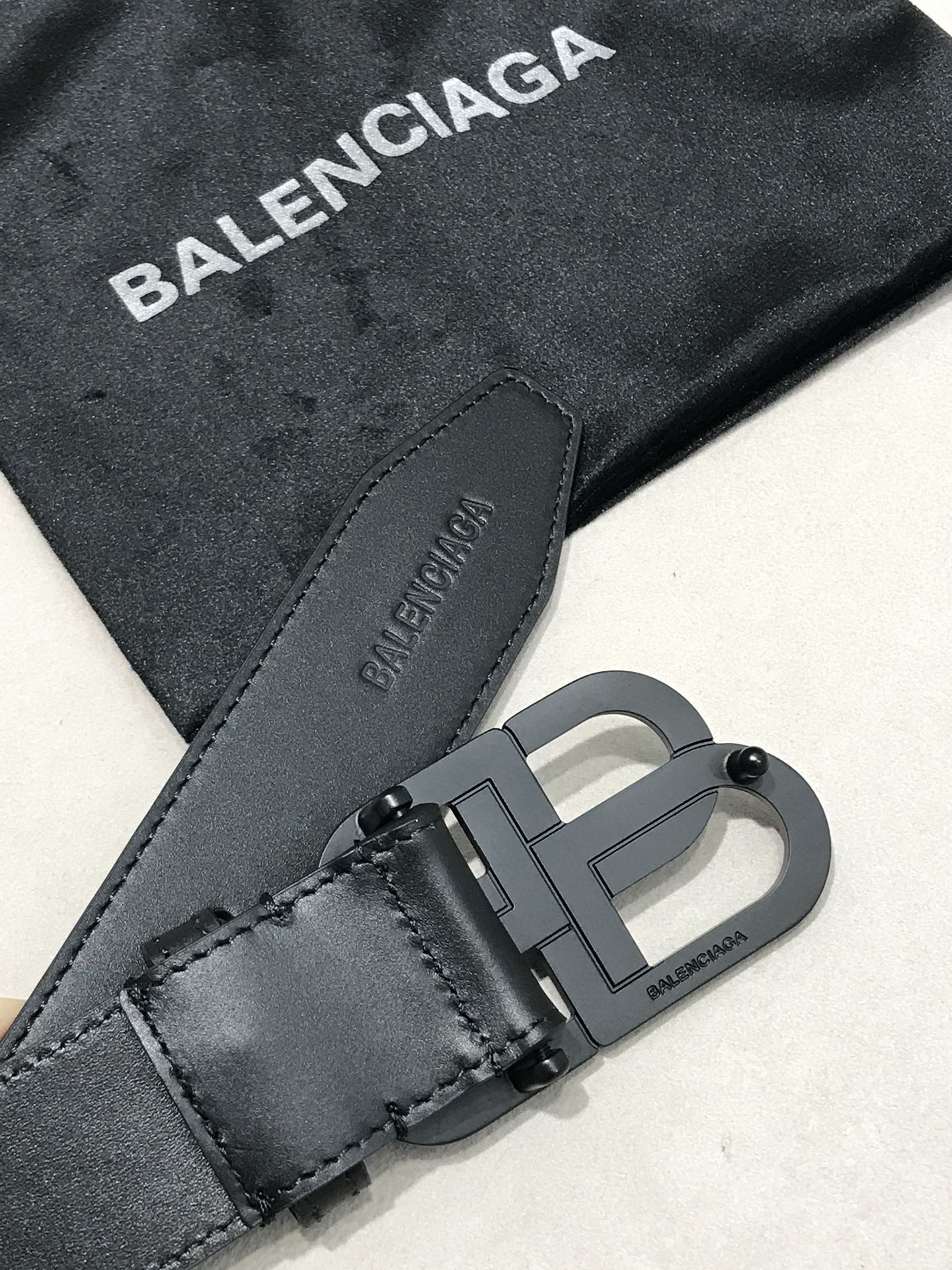 255RJ3PDE Stylish  High quality belt With full package