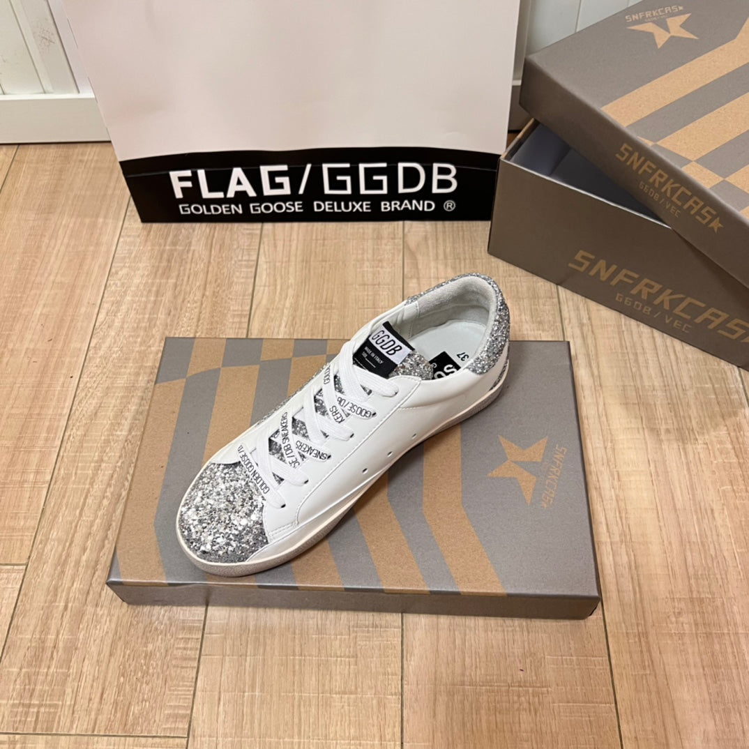 14GE111ZDE Stylish shoes