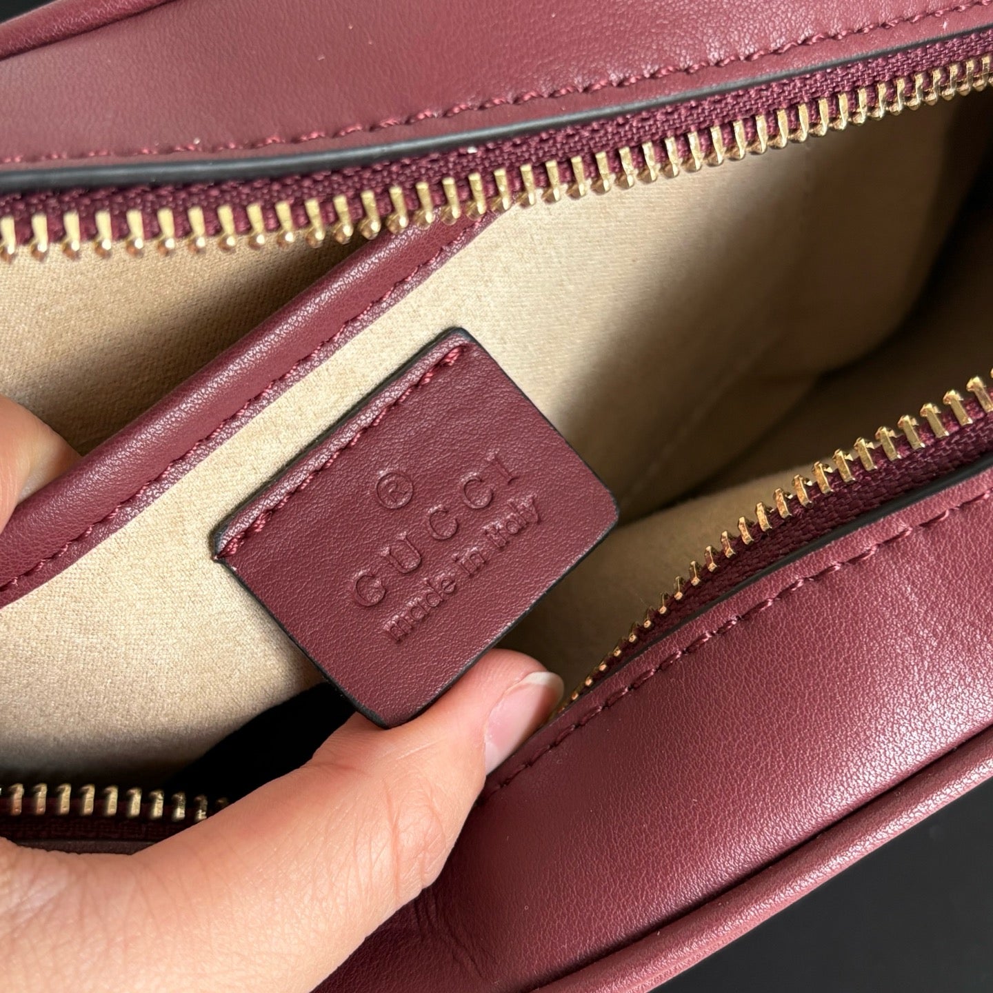 2WB18BDE Stylish leather bag