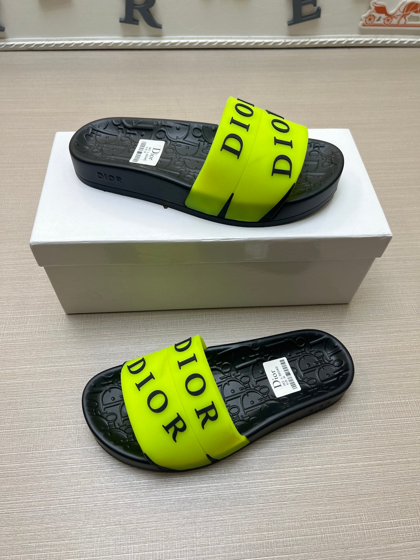 535ZD275ZDE Stylish Slippers