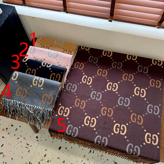 185RB67WDE Stylish Winter Scarves
