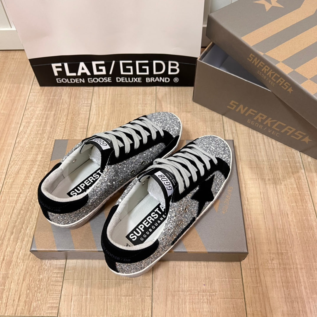 14GE111ZDE Stylish shoes