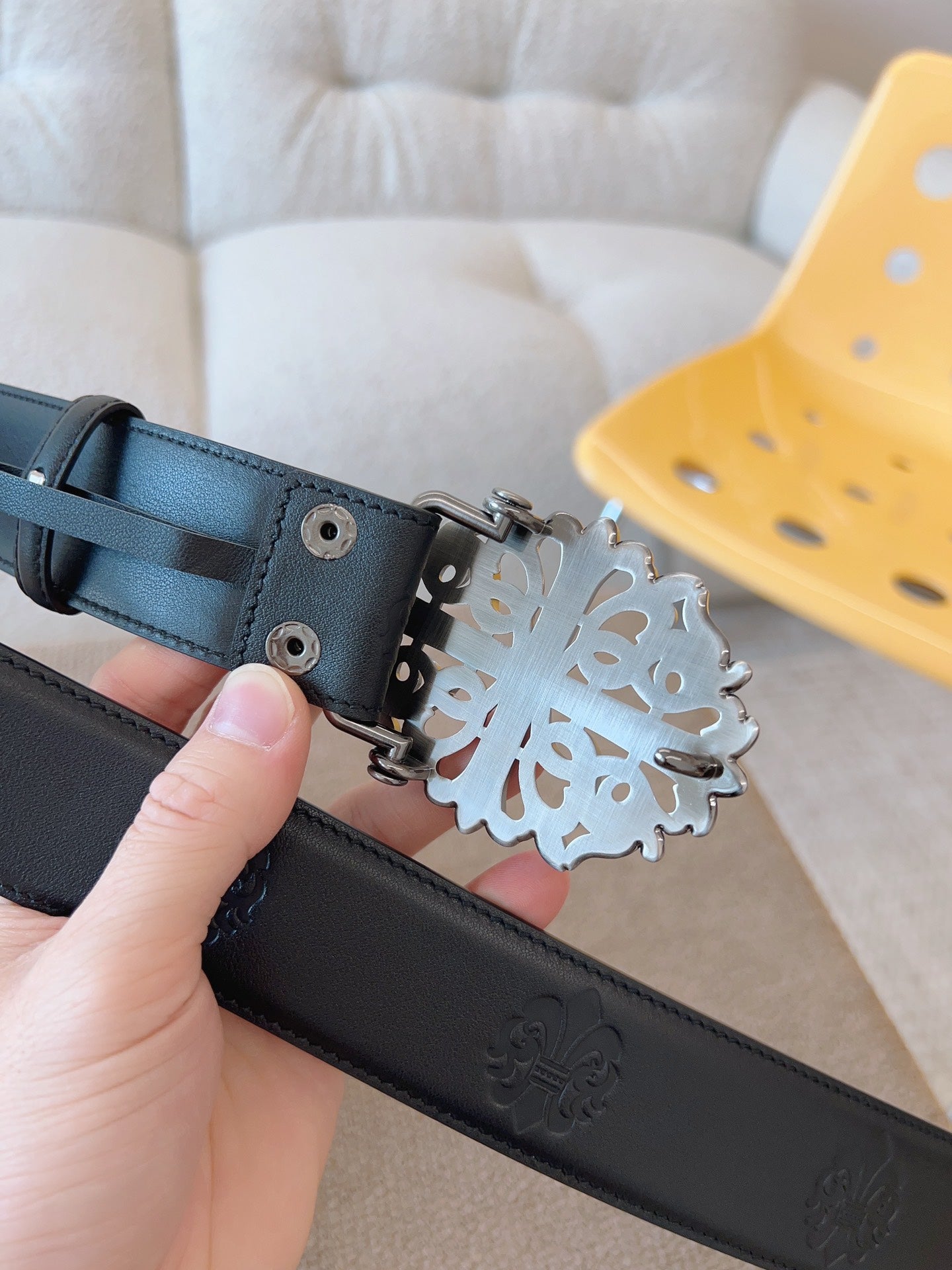 255RA17PDE Stylish  High quality belt With full package