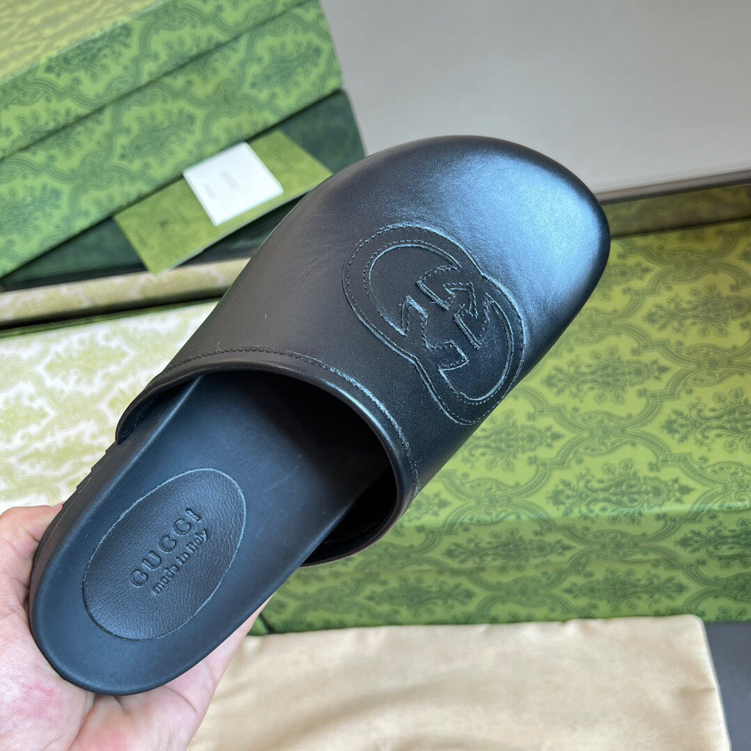 2YB26ZDE Stylish Slippers