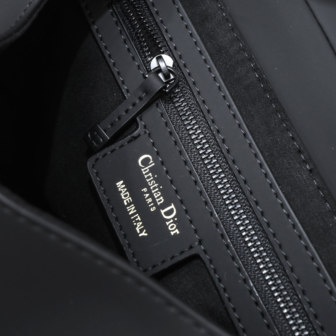 1WD115BDE Stylish leather bag