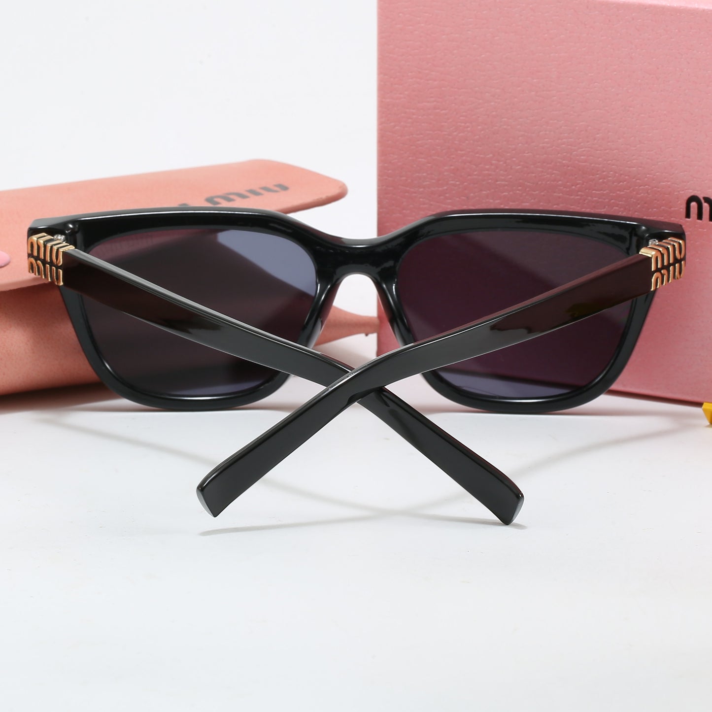 385RA23TDE Stylish  Sunglasses