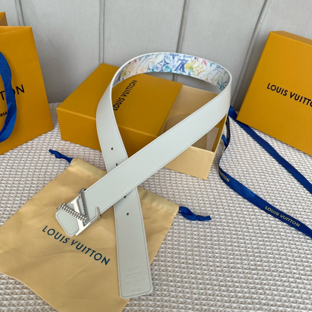 14E8PDE Stylish  High quality belt With full package