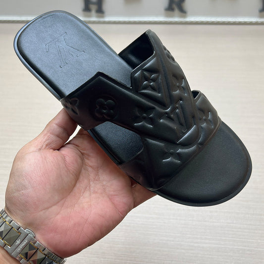 54E30ZDE Stylish slippers