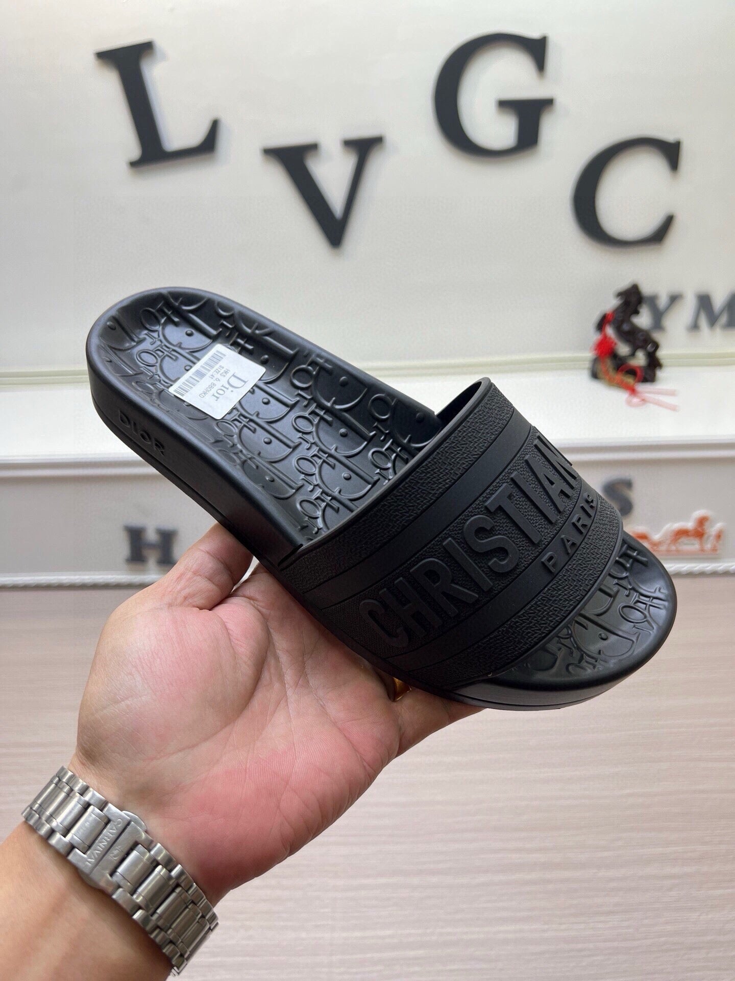 5LD212ZDE Stylish Slippers