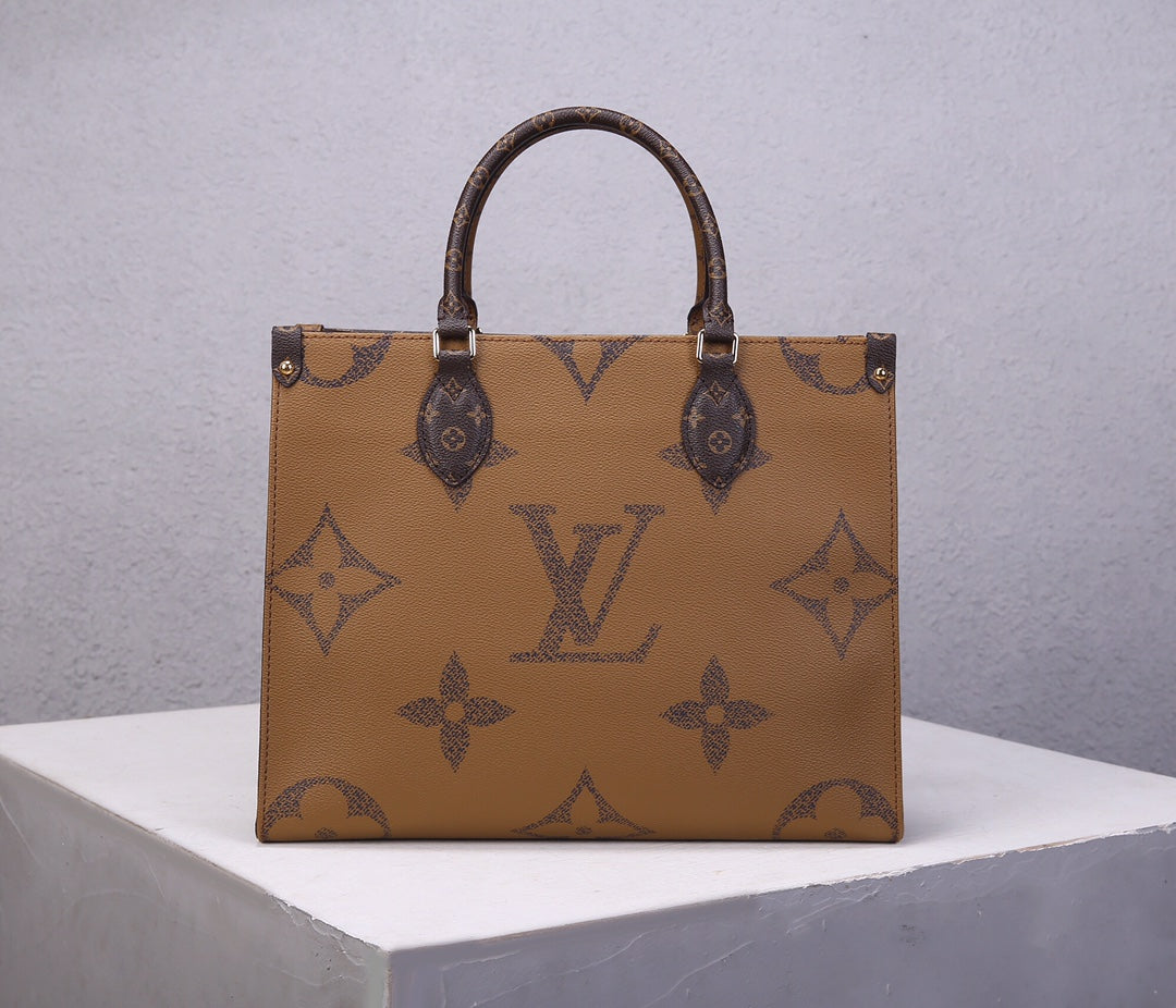 1XE65BDE Stylish leather bag 