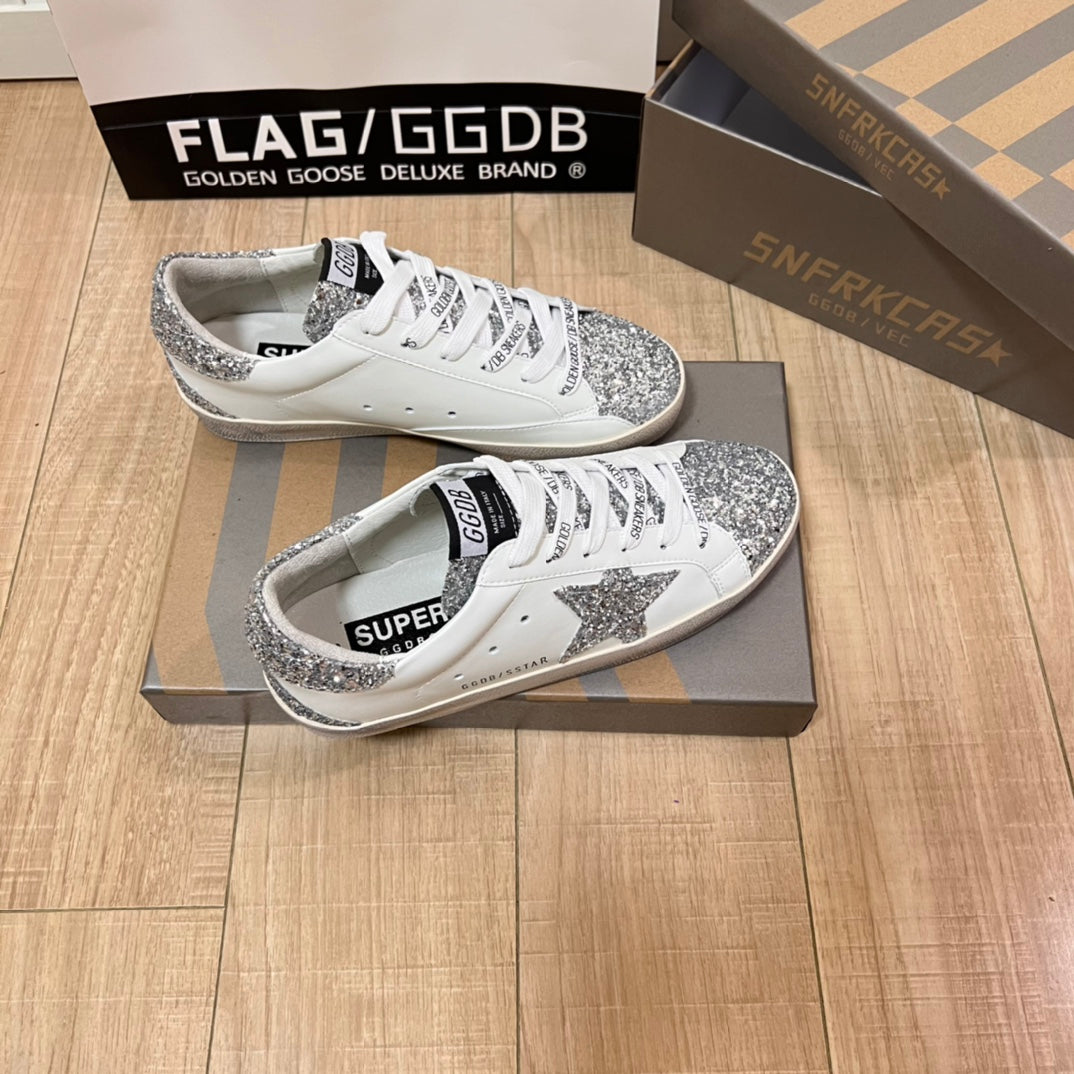 14GE111ZDE Stylish shoes