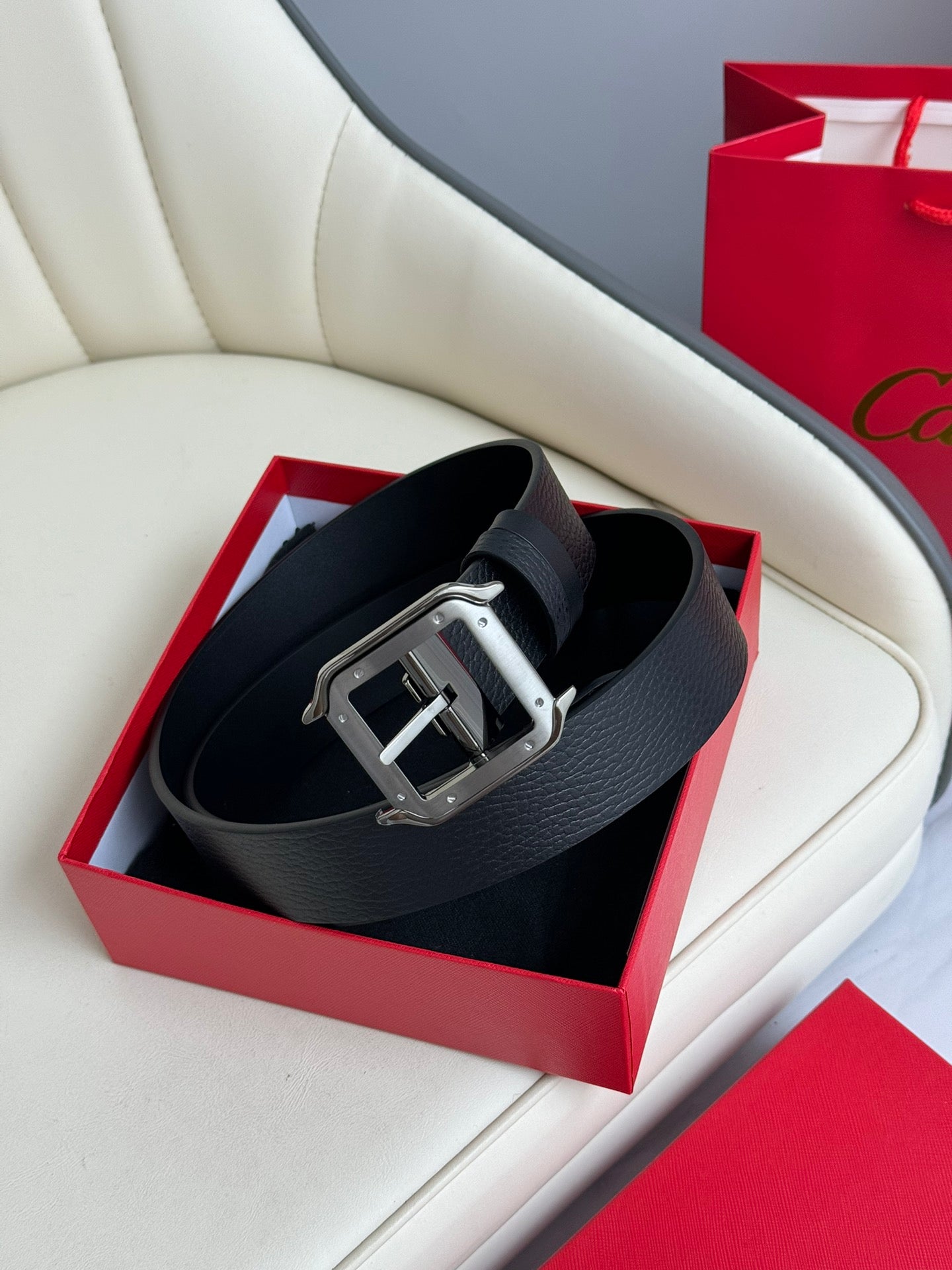 1WK174PDE Stylish  High quality belt With full package