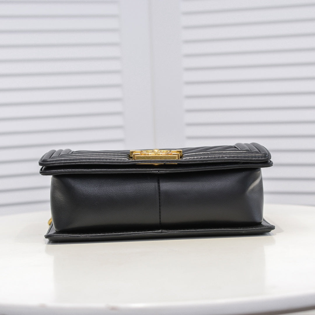 1XC413BDE Stylish leather bag