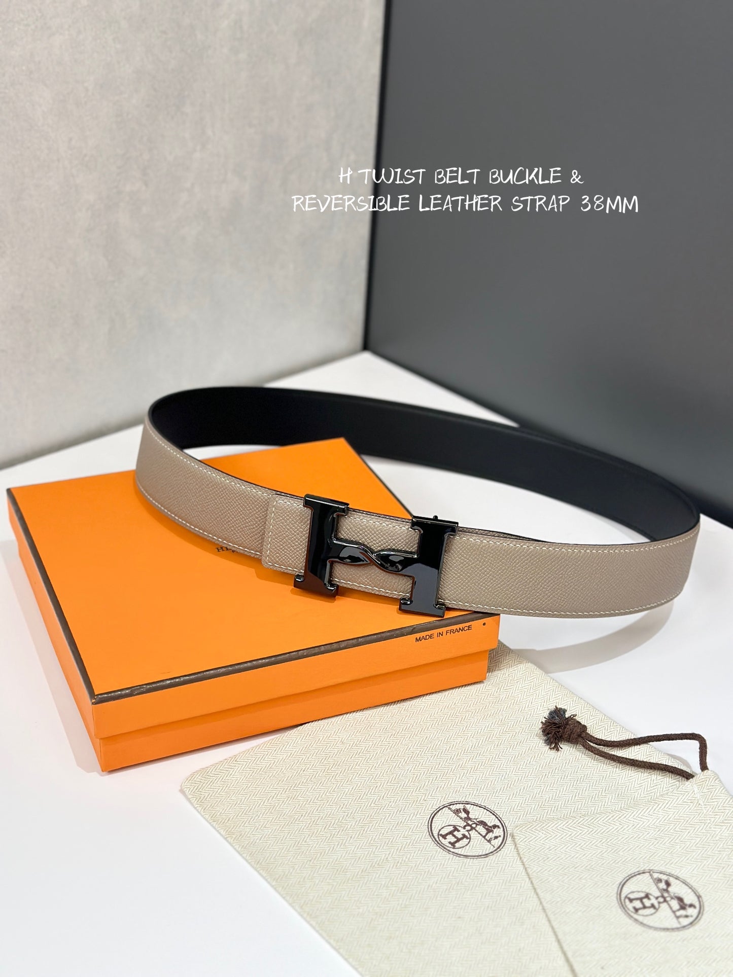 1WH194PDE Stylish  High quality belt With full package