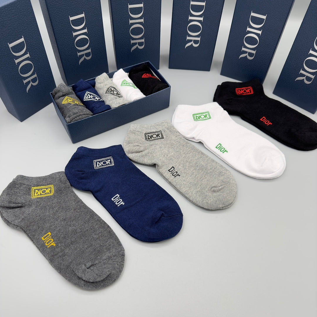235QD47SDE Stylish socks(5 pairs )