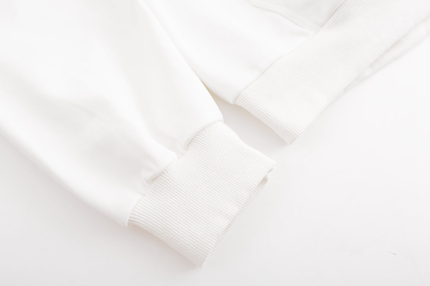 185ZJ143UDE Stylish Sweaters