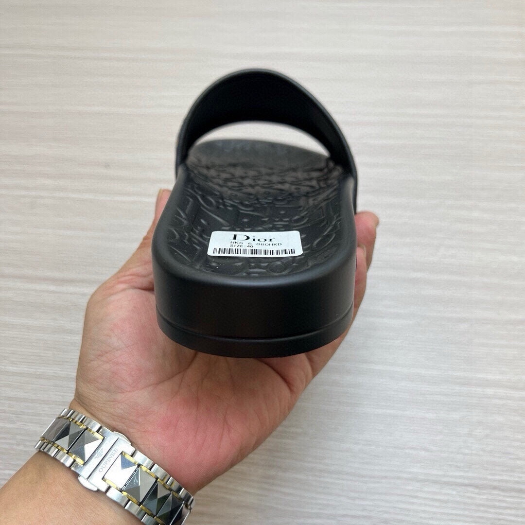 5LD214ZDE Stylish Slippers