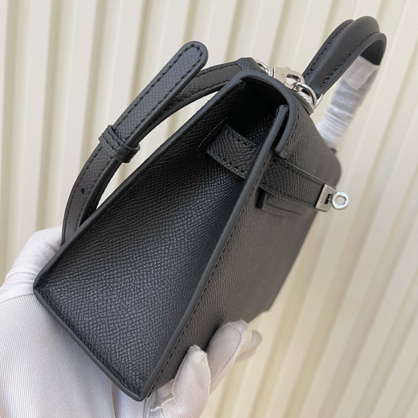 2WH27BDE Stylish leather bag