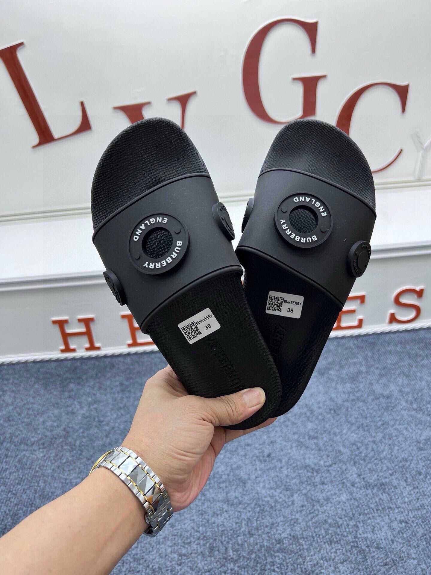 535ZR252ZDE Stylish Slippers