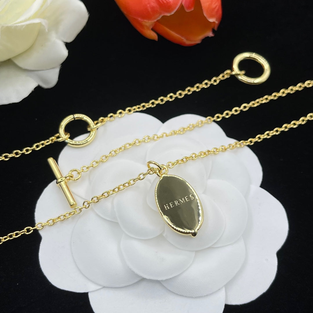 14H612KDE Stylish Necklaces