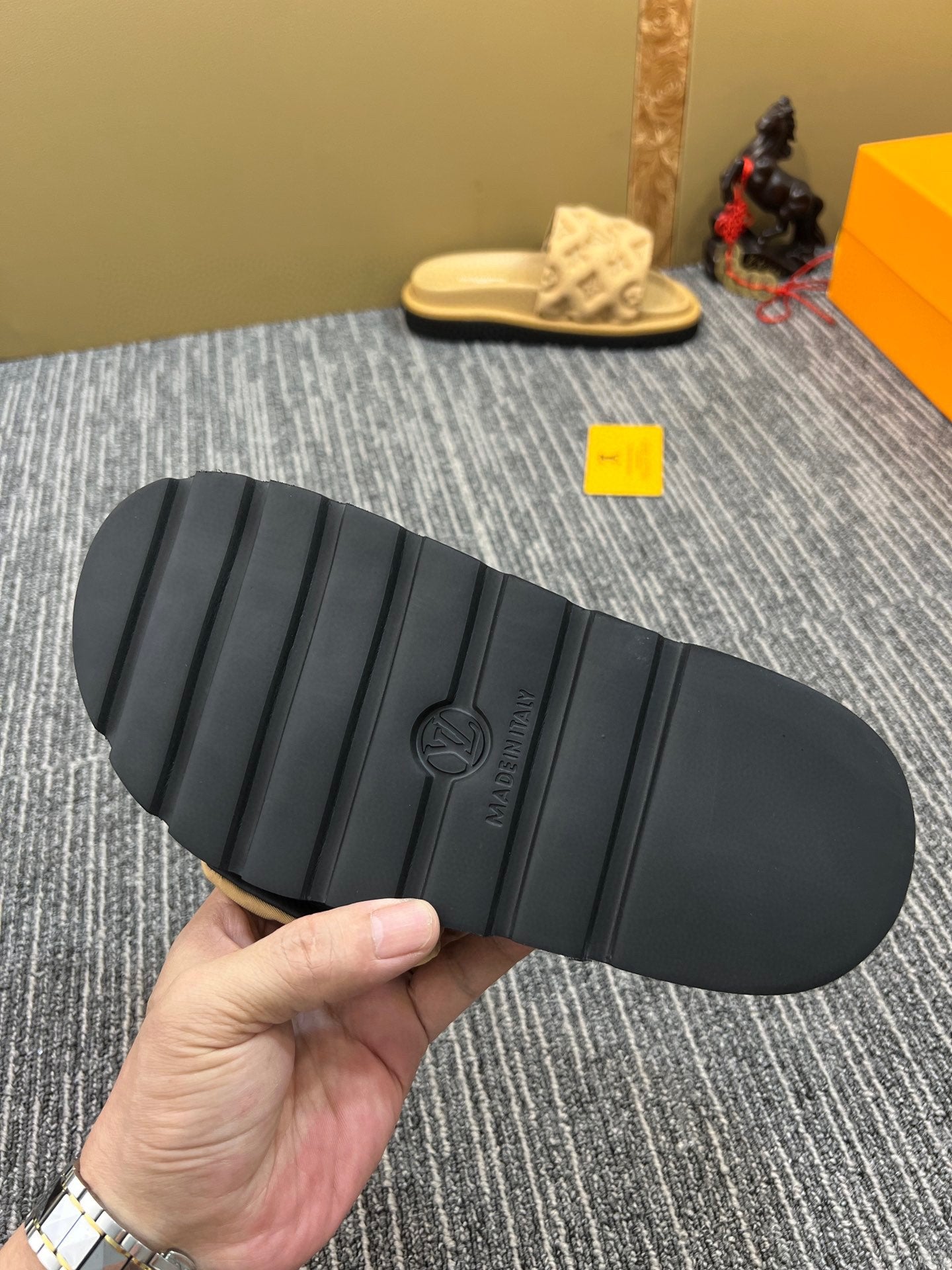 5XE119ZDE Stylish leather quality Slippers