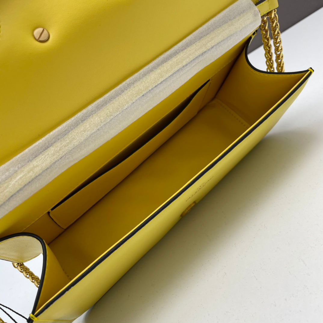 155NVL2BDE Stylish leather bag