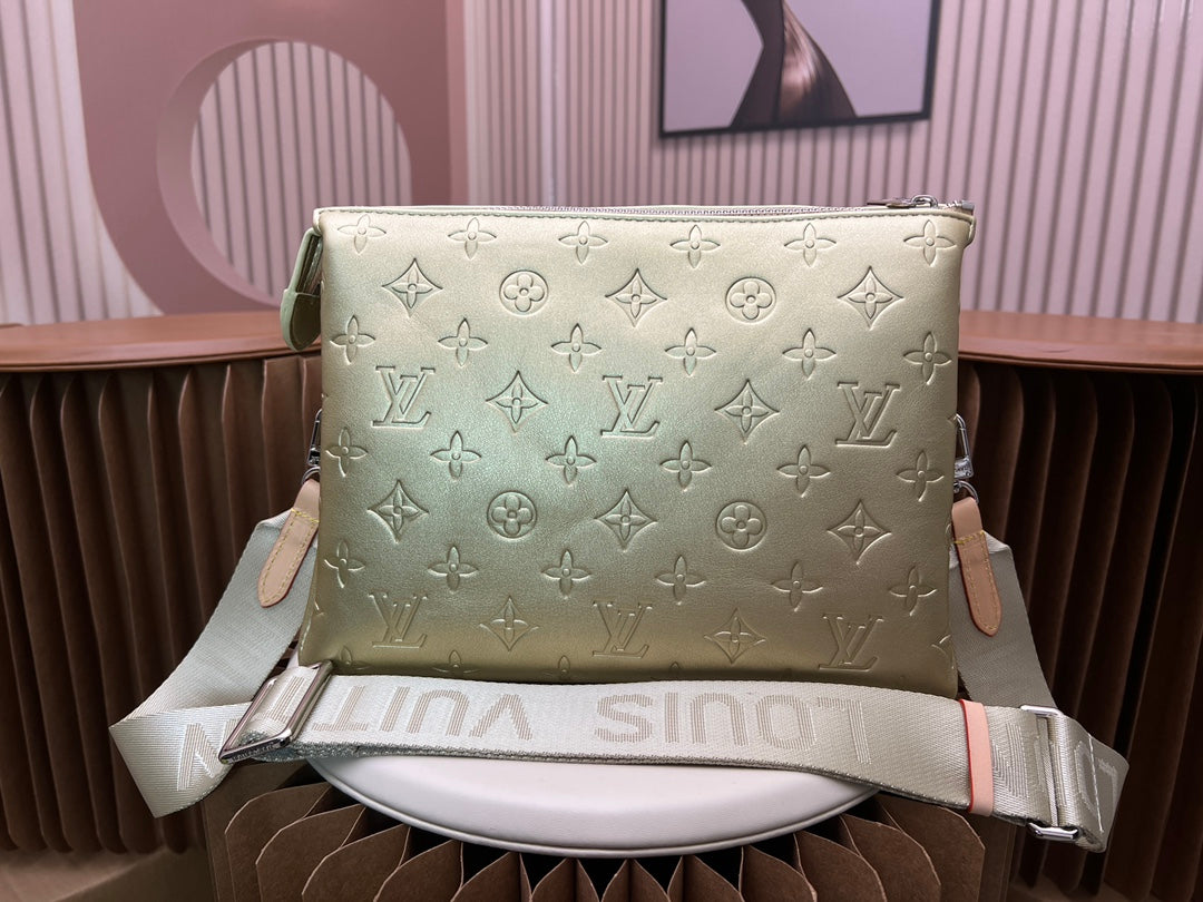 1XE180EDE Stylish leather bag 