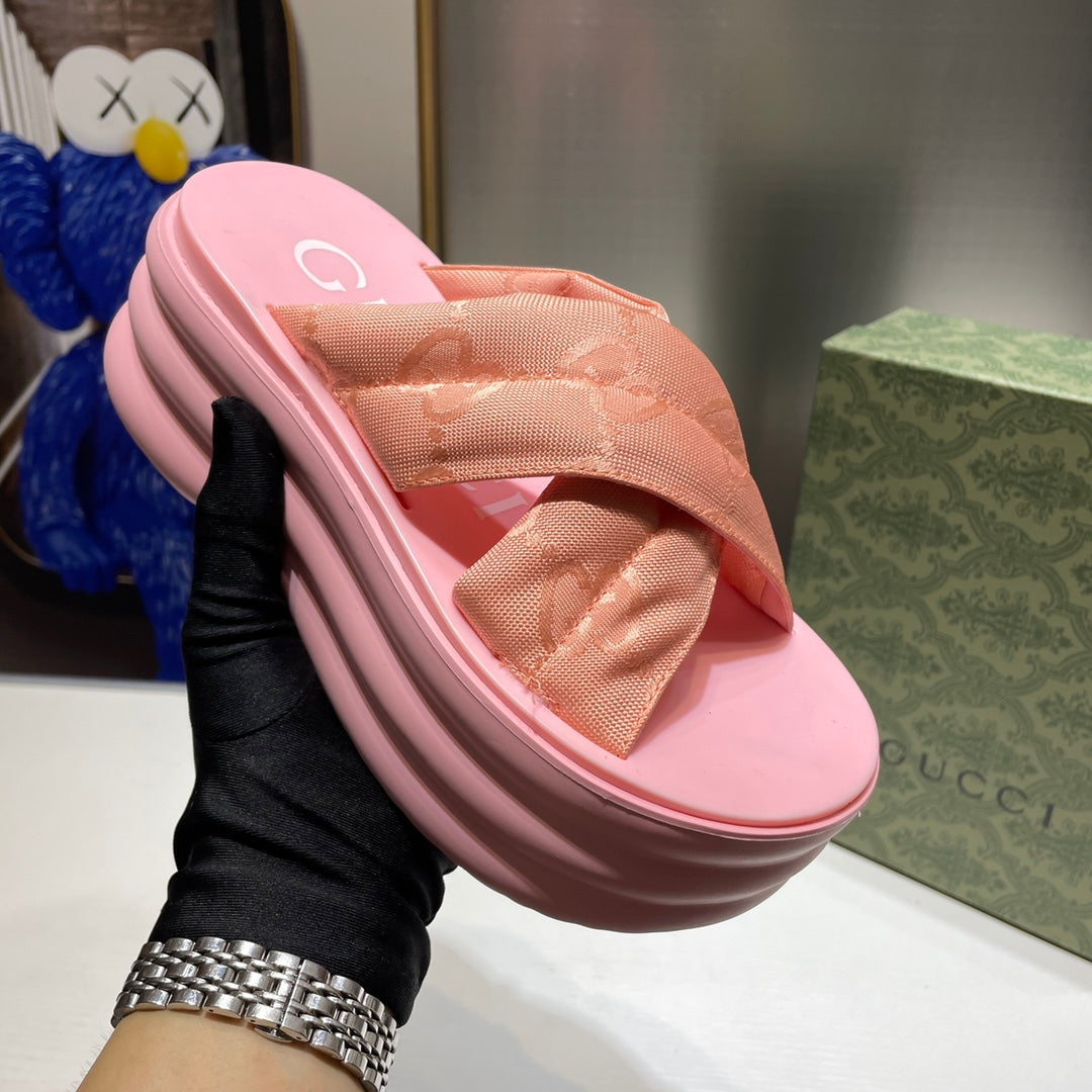 14B145ZDE Stylish Slippers Sole thickness 8cm