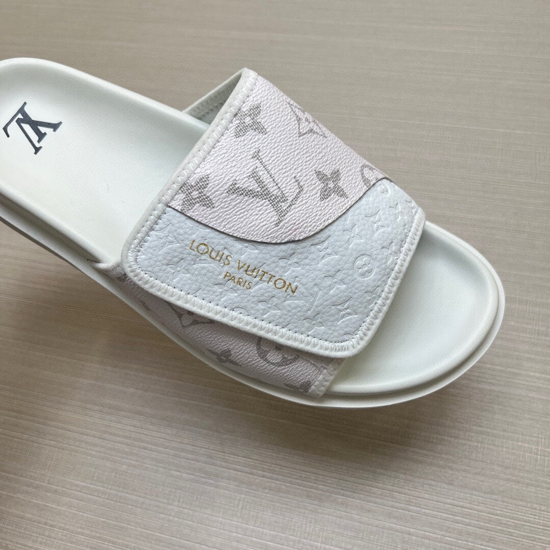 5WE250ZDE Stylish Slippers