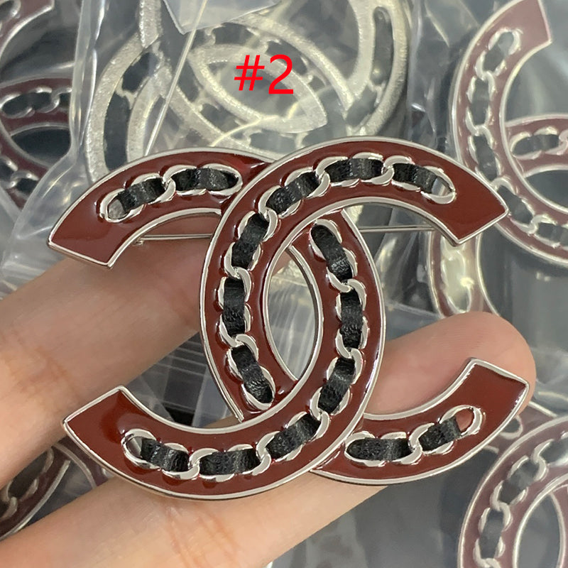 84C88XDE Stylish  Brooch