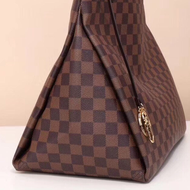 2E01BDE Stylish leather bag 