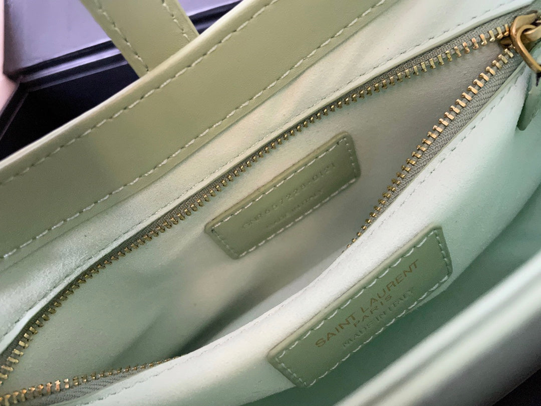 4XSL29BDE Stylish leather bag 