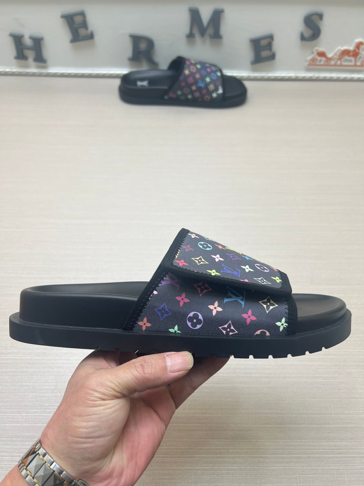 5LE207ZDE Stylish Slippers