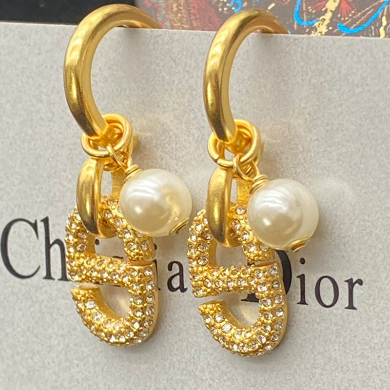 1ND55EDE Stylish Earrings