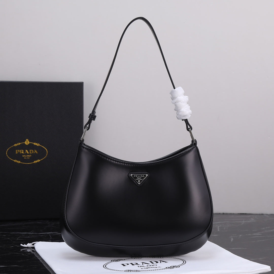 2XPD129BDE Stylish leather bag 