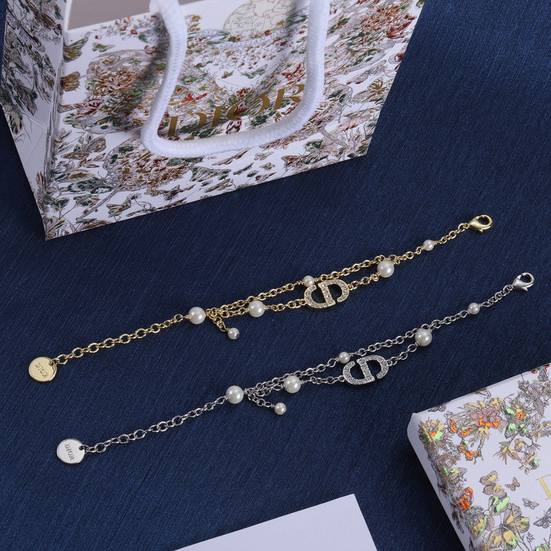 14D494KDE Stylish Bracelets