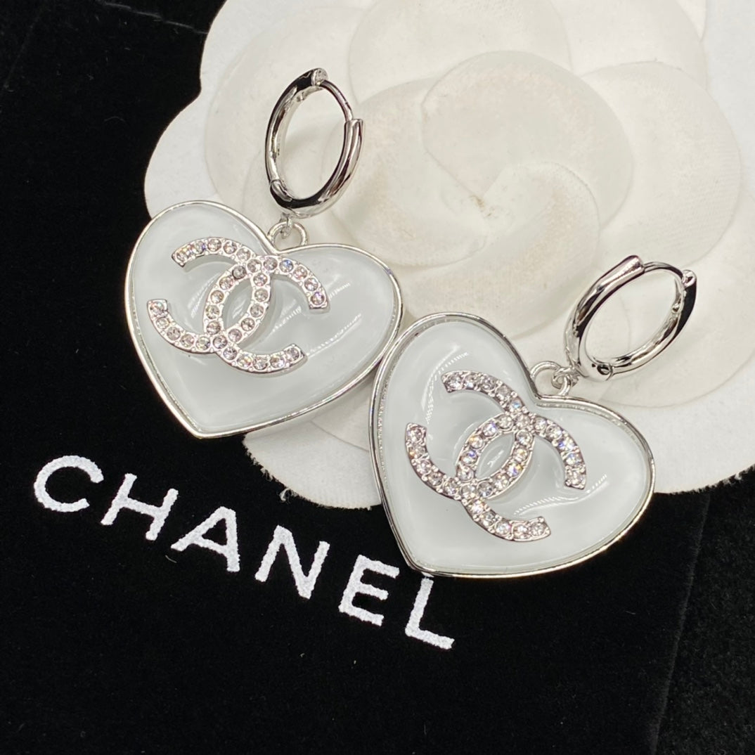 14C243EDE Stylish Earrings