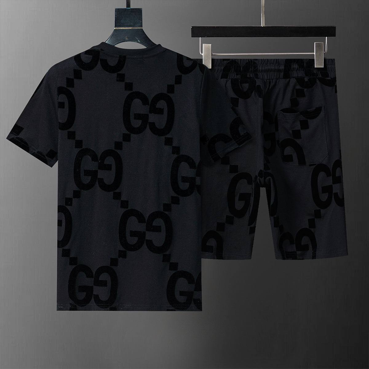 135WB115UDE Stylish shirt and shorts set