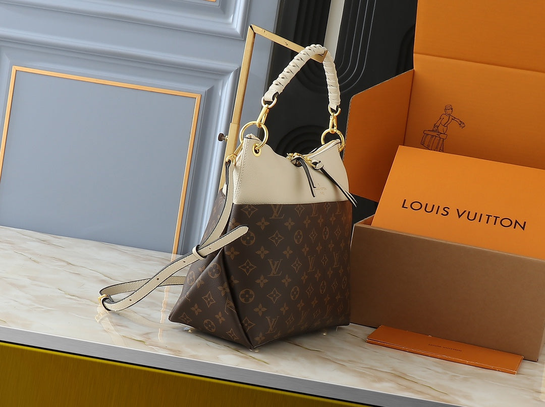 1WE115BDE Stylish leather bag