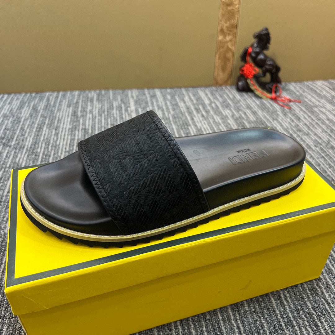 5XF105ZDE Stylish Slippers