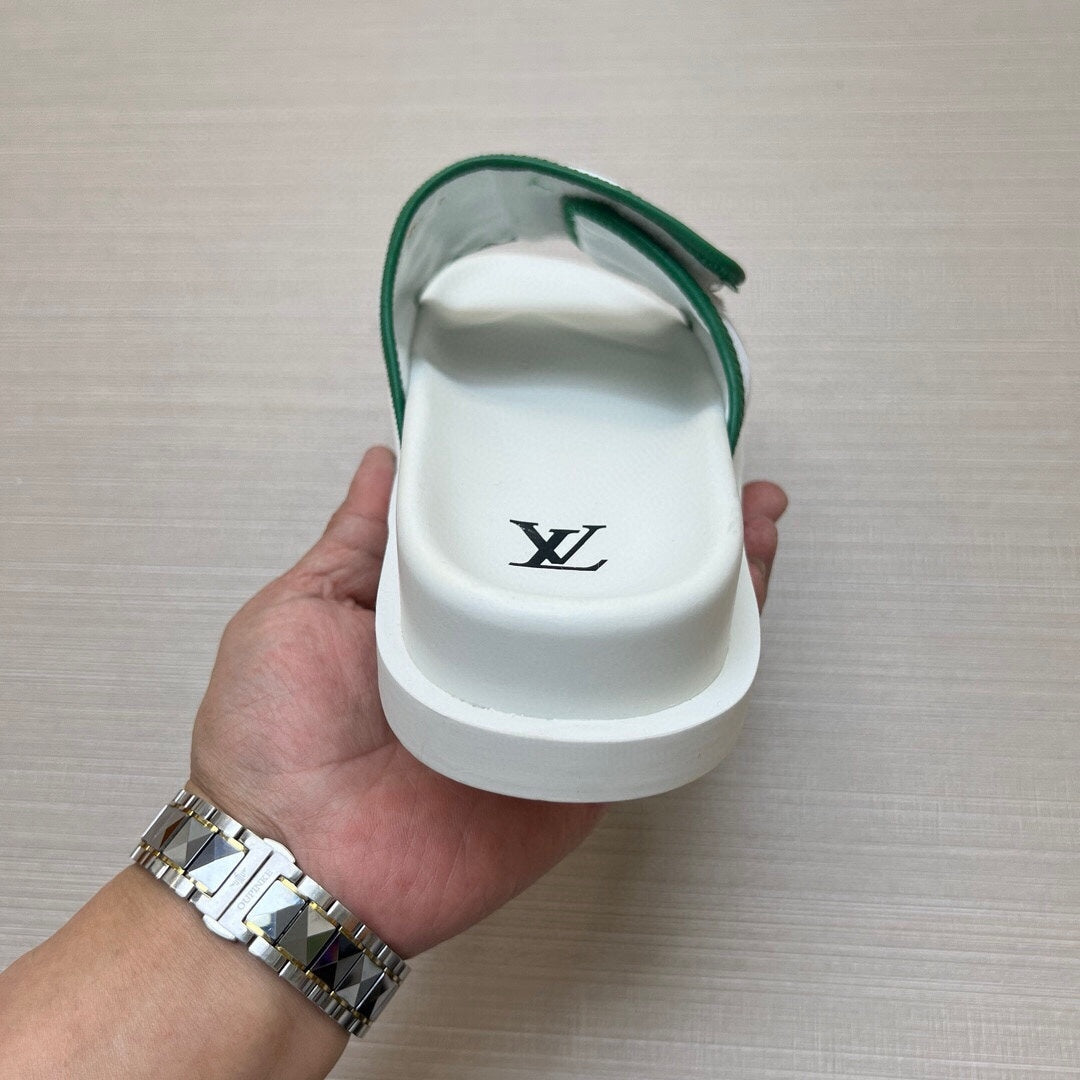 5WE248ZDE Stylish Slippers