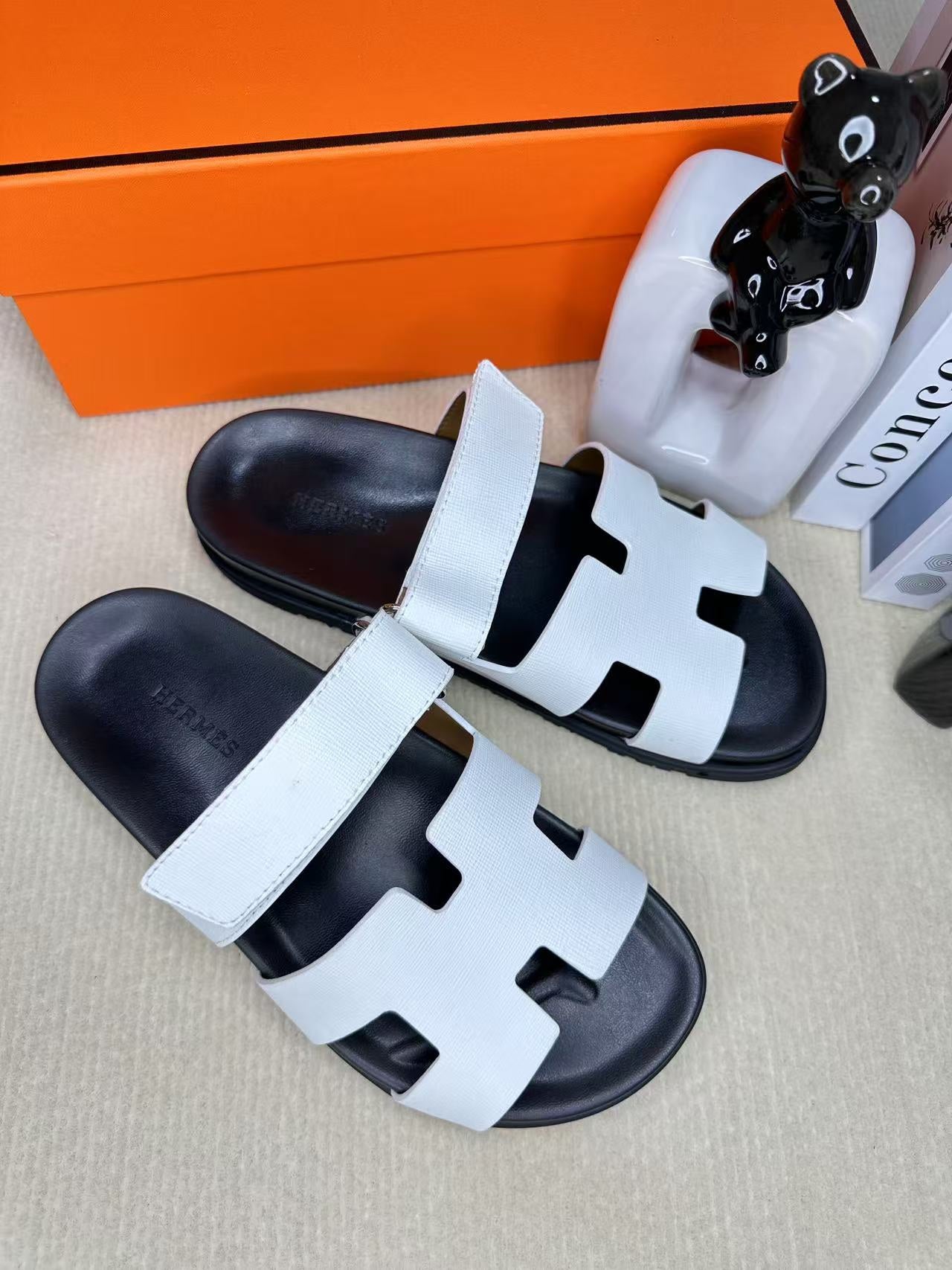 255QH28ZDE Stylish leather shoes
