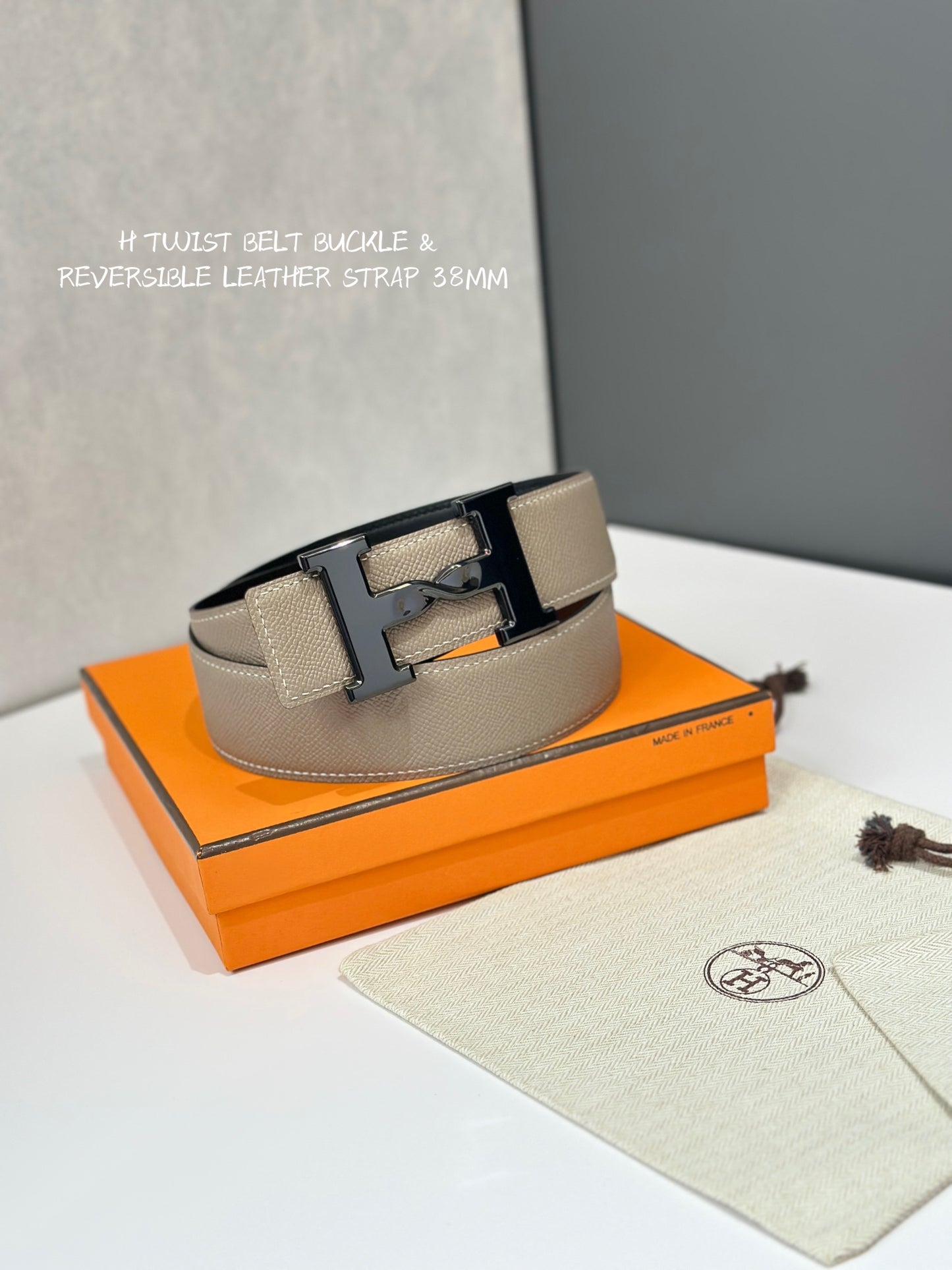 1WH194PDE Stylish  High quality belt With full package