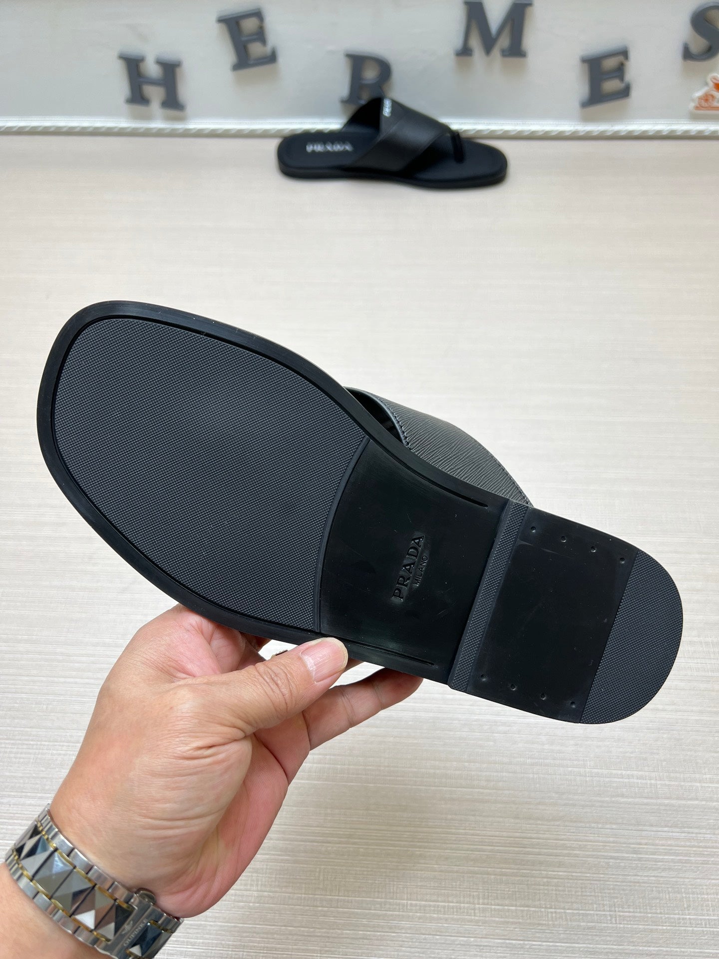 54PD72ZDE Stylish slippers