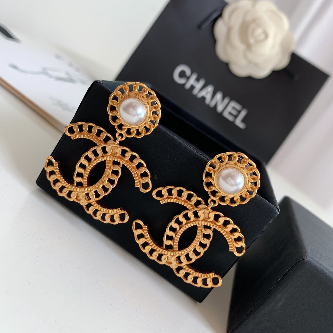 14C99EDE Stylish Earrings