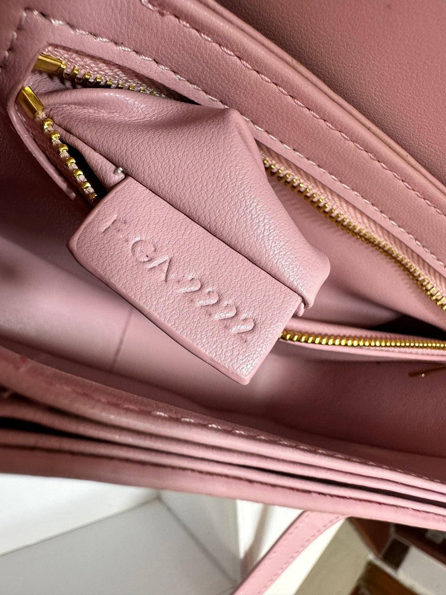 1WN61BDE Stylish leather bag