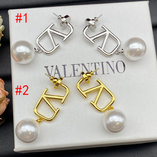 14VL712EDE Stylish  Earrings