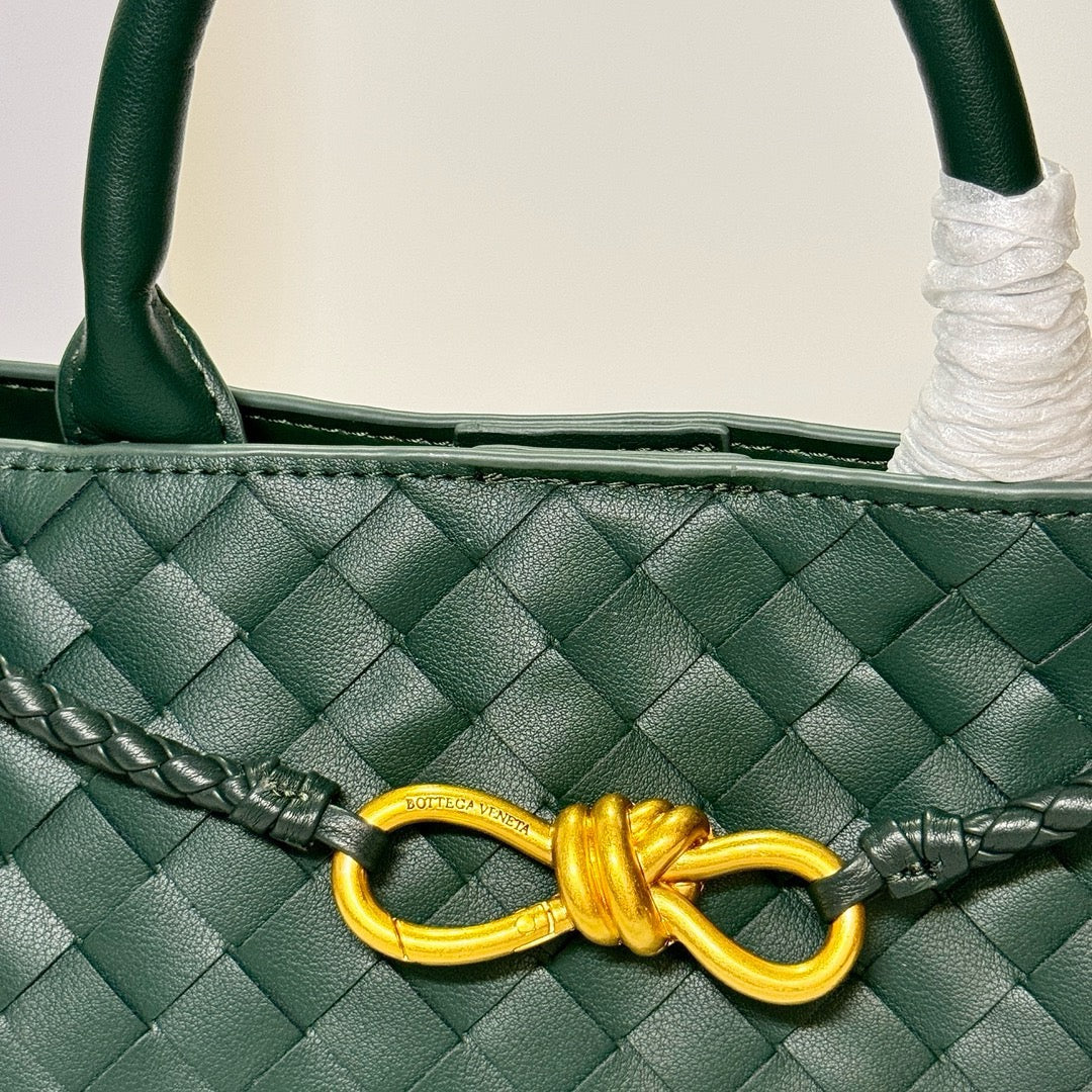 1XA81BDE Stylish leather bag