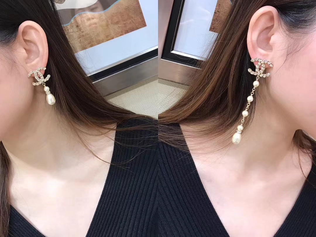 1YC103EDE Stylish Earrings