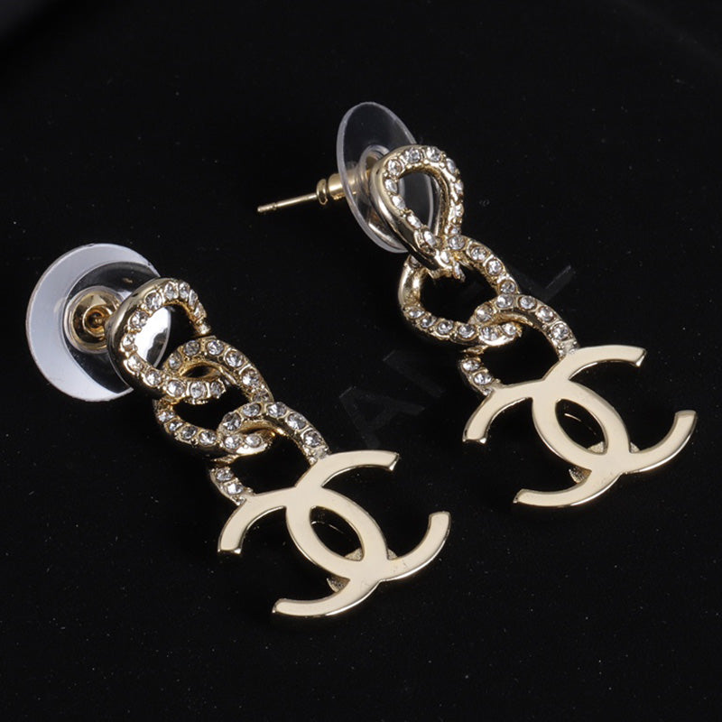 1YC406EDE Stylish Earrings